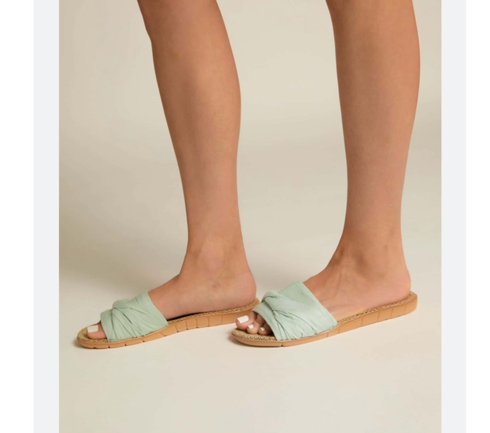 NEW Faceplant Dreams Hemp Bamboo Slides Loungewear Spa Sandals Blue Aqua Size 10